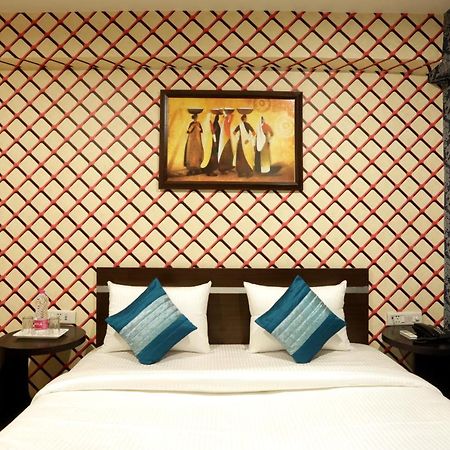 Hotel Green Plaza At Airport Nueva Delhi Exterior foto
