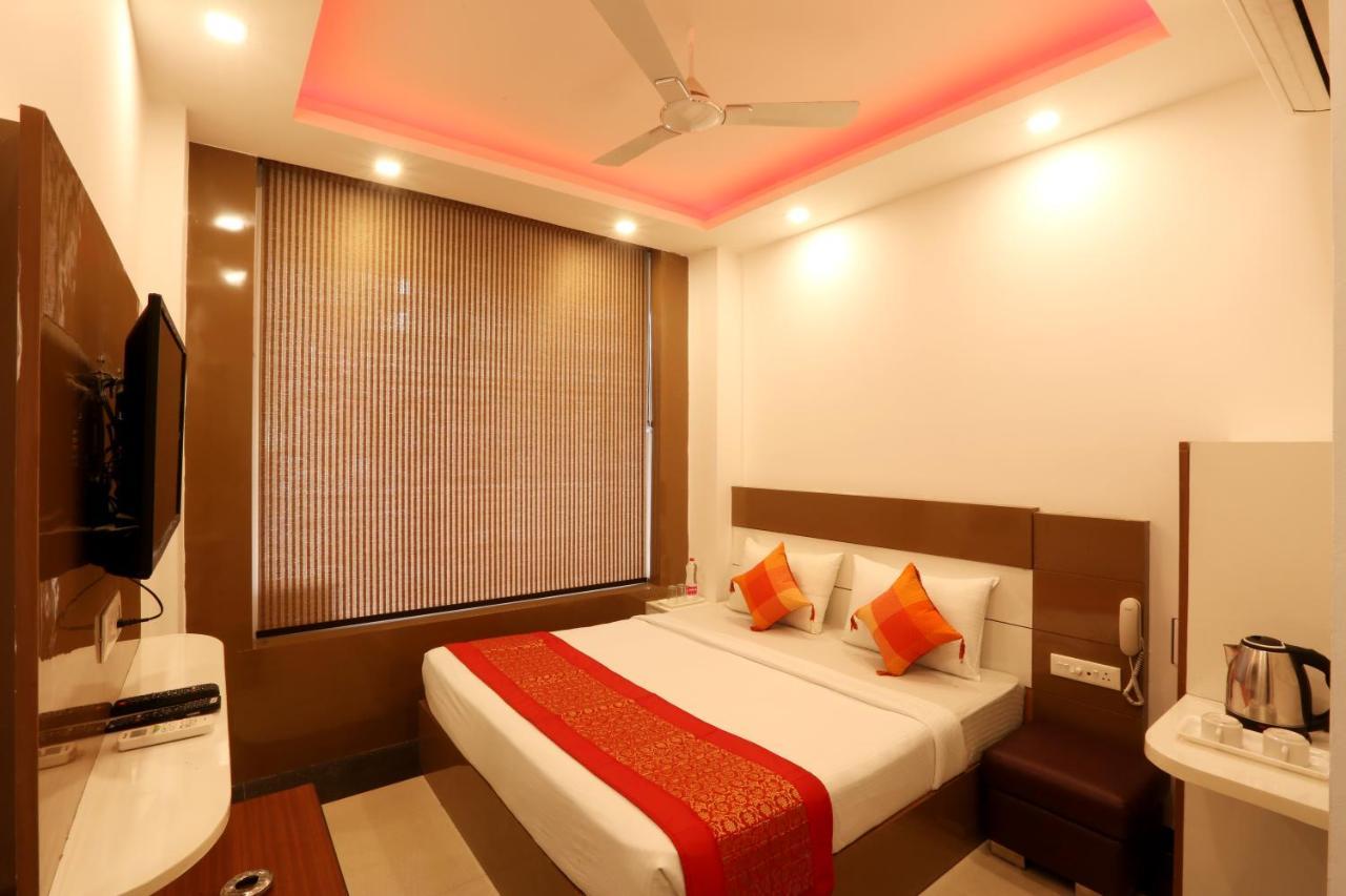 Hotel Green Plaza At Airport Nueva Delhi Exterior foto