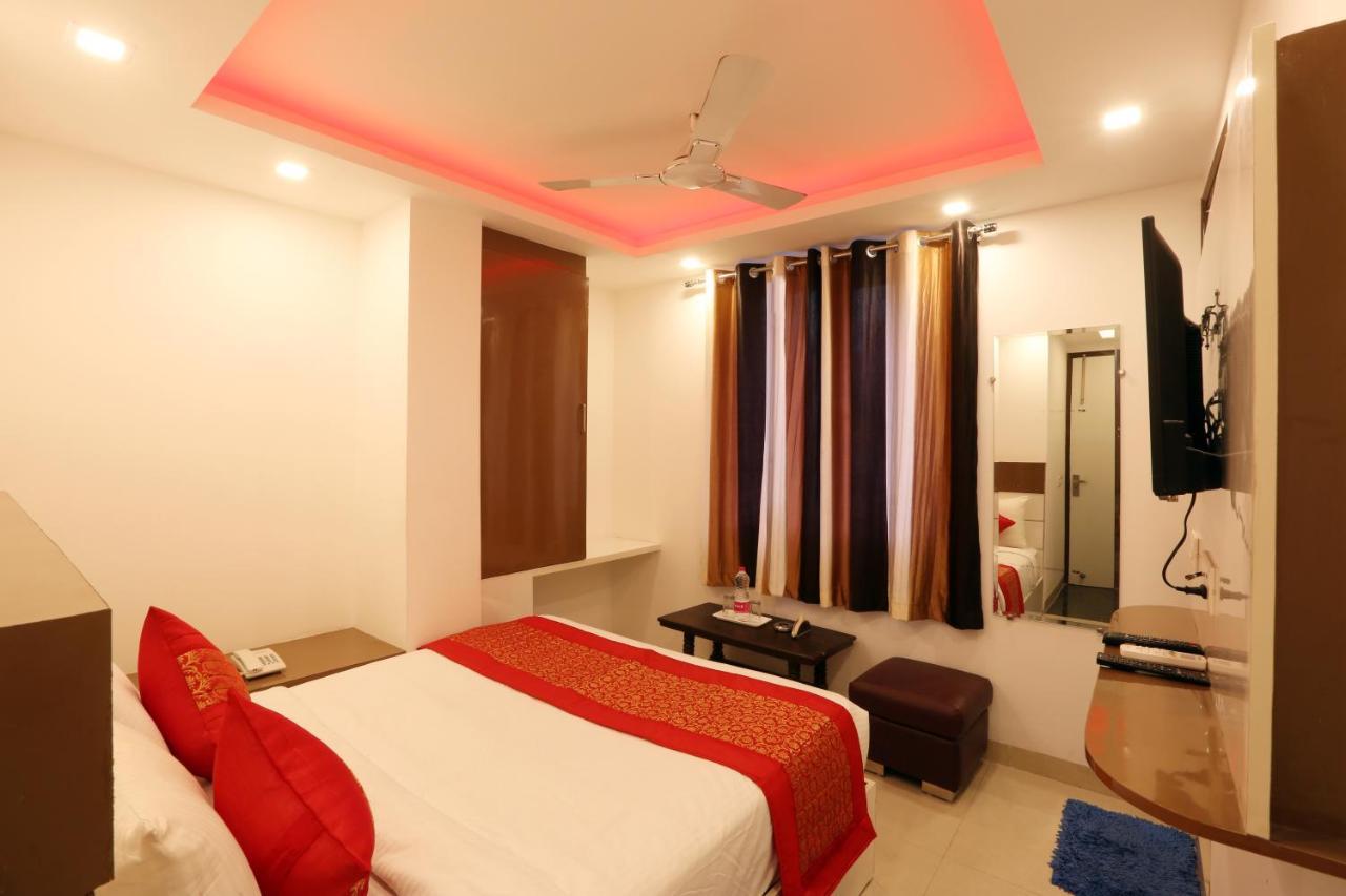 Hotel Green Plaza At Airport Nueva Delhi Exterior foto